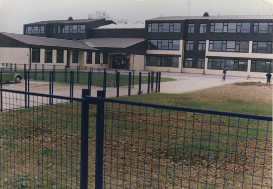 Radovi na uredjenju skolskog dvorista_02